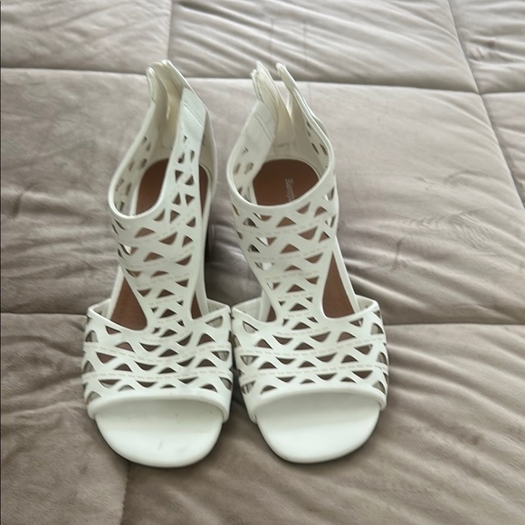 Baretrap‎ sandals - Picture 1 of 3